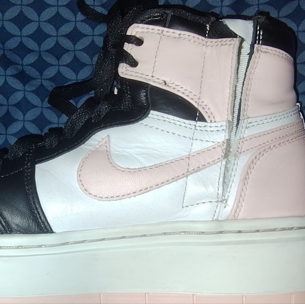 Size 7 Nike Jordan Elevate Pink Black & White - Picture 3 of 8